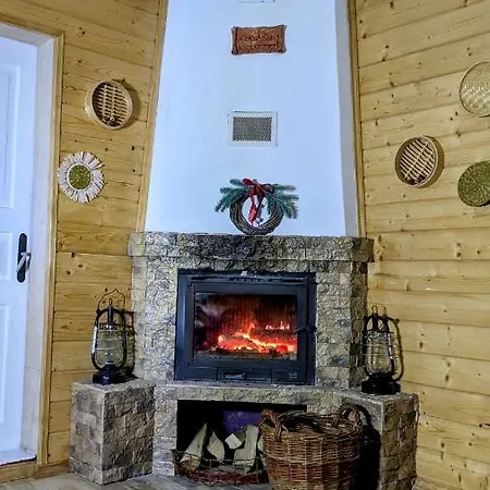 в горах, сауна в ціну помешкання наявність акумуляторів безперервного живлення