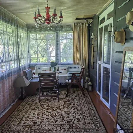 в горах, сауна в ціну помешкання наявність акумуляторів безперервного живлення * Oriv